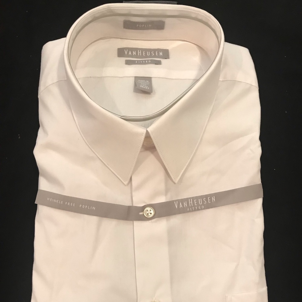 VAN HEUSEN Men’s Dress Shirt 17-1/2